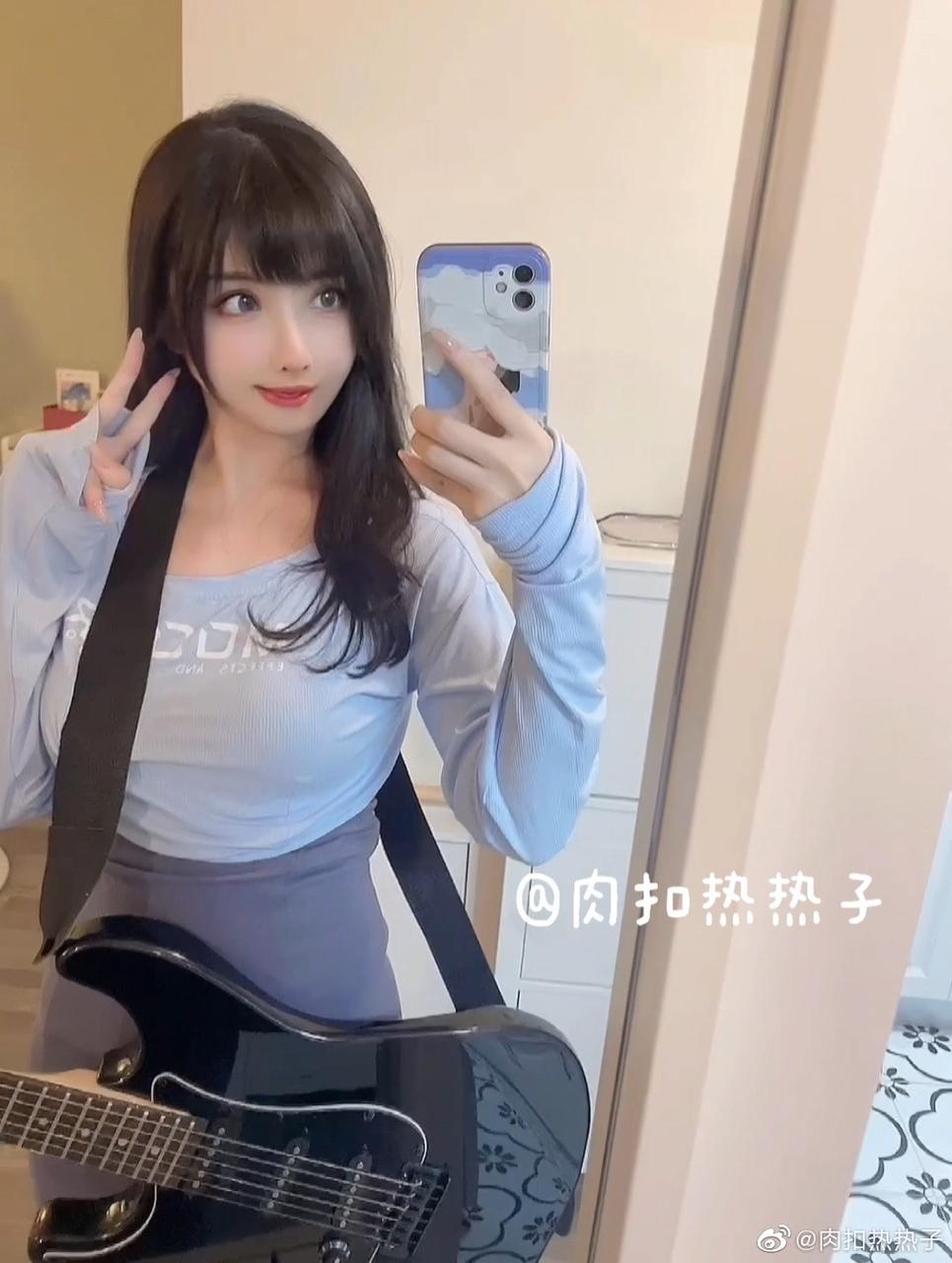 凉凉子rioko百度云：异界女武神的美图合集