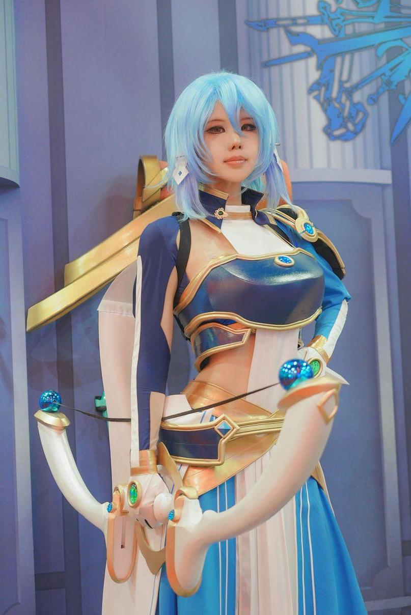 “游戏人生”螺旋猫所有cosplay集展现的角色性格丰富多彩